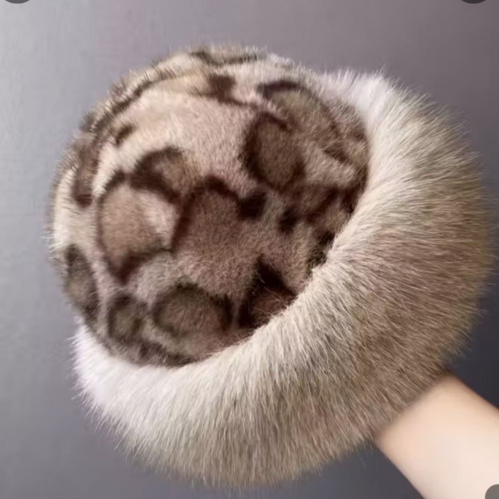NEW: Leopard Print Faux Fur hat